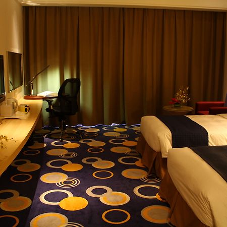Holiday Inn Express Nantong Xinghu, An Ihg Hotel Extérieur photo